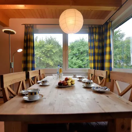 Luxurioese In Mit Garten شقة