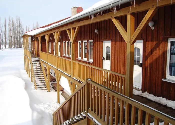 Luxurioese In Mit Garten Boddin