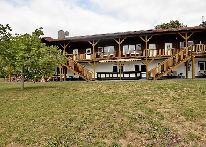 Luxurioese In Mit Garten *